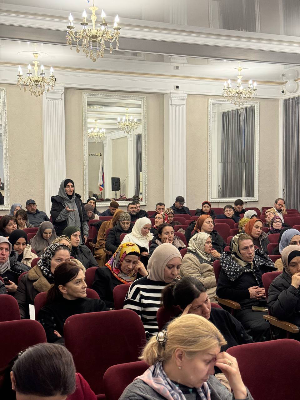 В Гуманитарно-педагогическом колледже состоялось родительское собрание под руководством  директора Алаутдина Аскерова